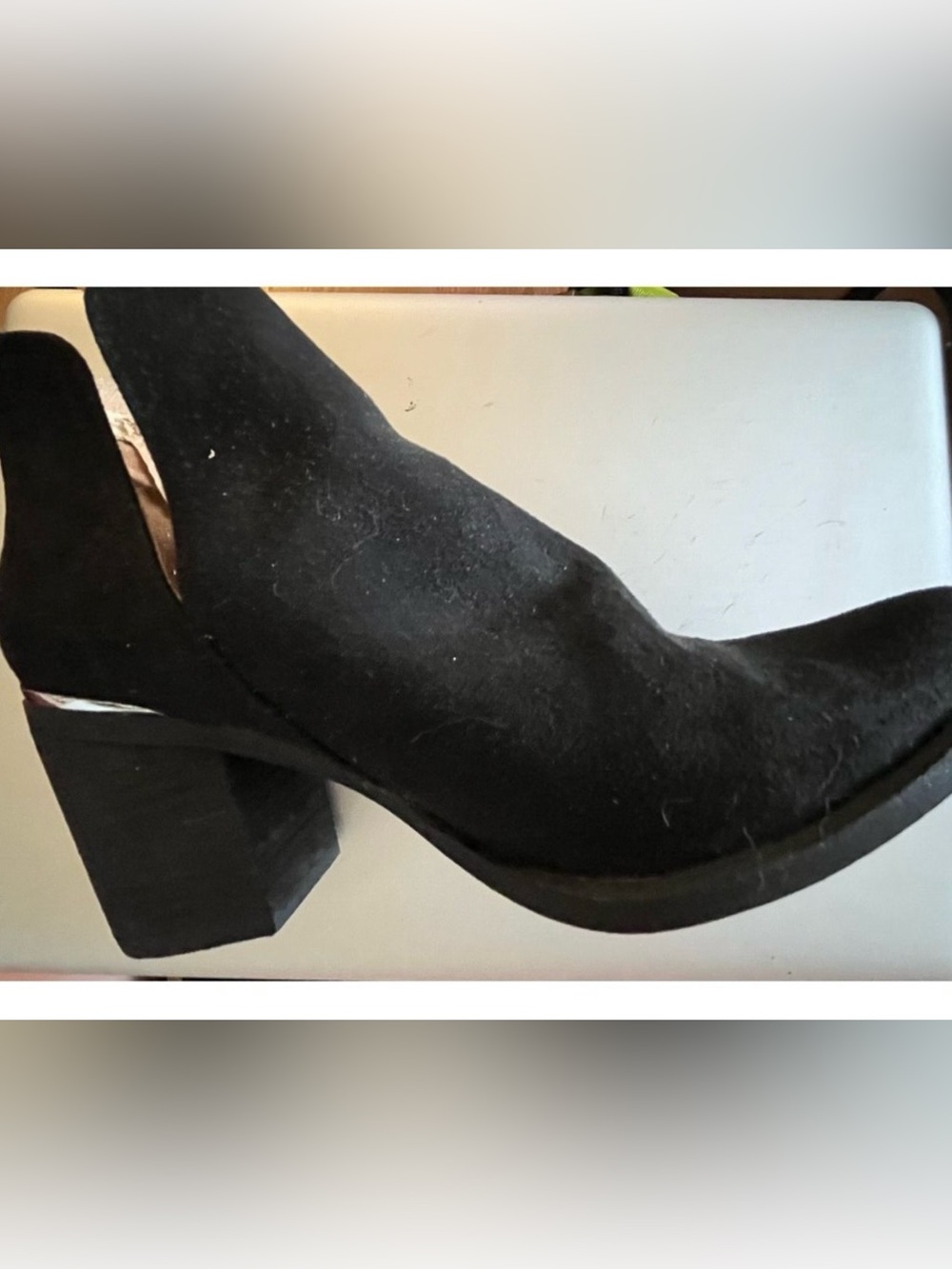 3/$12 - Steve Madden black suede ankle boot size 9